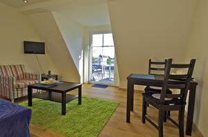 Kanalforsthaus Sehestedt, Blick ins Wohnzimmer, Schleswig-Holsteinische Landesforsten